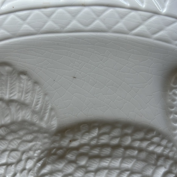 LARGE WHITE OVAL ceramic turkey PLATTER  WITH RAISED EMBOSSED FRUIT pattern - Picture 2 of 8